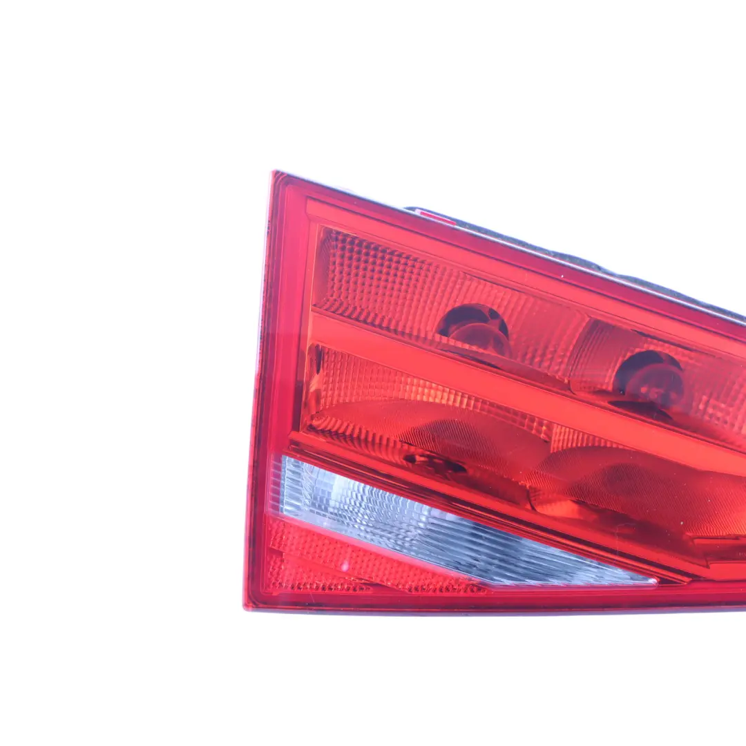 Audi A4 B8 Limousine Hinten Links Kofferraumdeckel Rücklicht Lampe 8K5945093D - SKU 8K5945093AA - Teilenummer 8K5945093AA