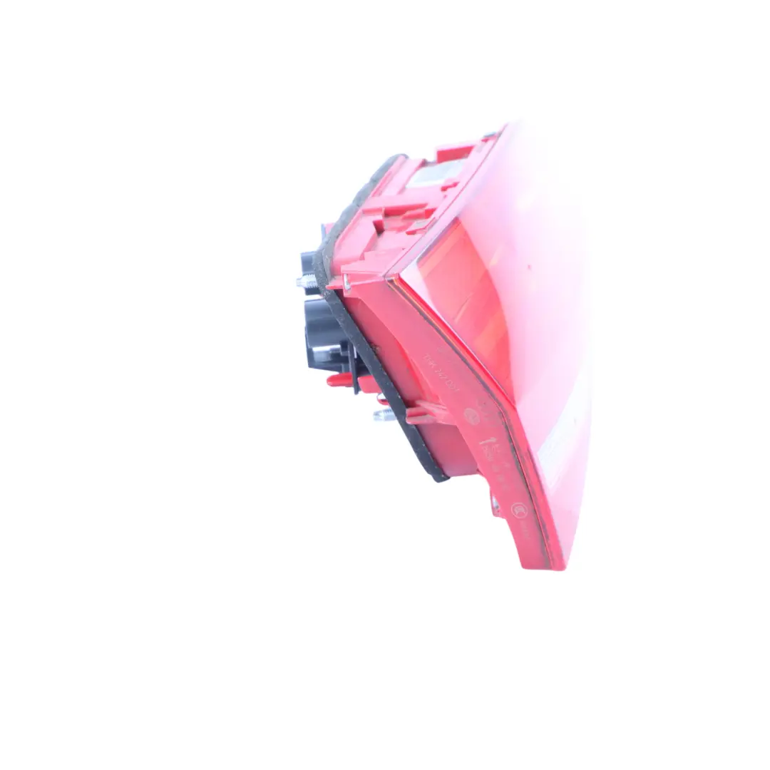 Audi A4 B8 Limousine Hinten Links Kofferraumdeckel Rücklicht Lampe 8K5945093D - SKU 8K5945093AA - Teilenummer 8K5945093AA