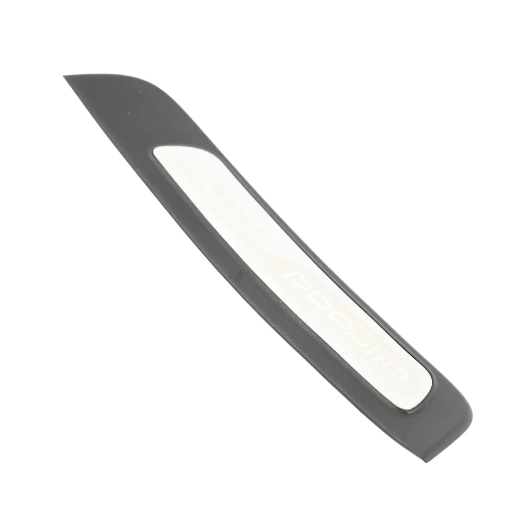 Puerta Trasera Izquierda Entrada Tira Allroad Quattro para Audi A4 B8 Avant con número de pieza 8K9853375 Audi A4 B8 Avant Puerta Trasera Izquierda Entrada Tira Allroad Quattro - SKU 8K9853375 - Número de pieza 8K9853375