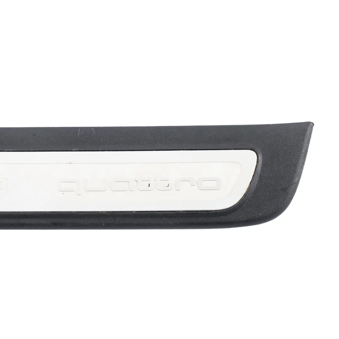 Listwa Progu Drzwi Prawy Przód Allroad Quattro do Audi A4 B8 Avant o numerze 8K9853376 Audi A4 B8 Avant Listwa Progu Drzwi Prawy Przód Allroad Quattro - SKU 8K9853376 - Numer Części 8K9853376