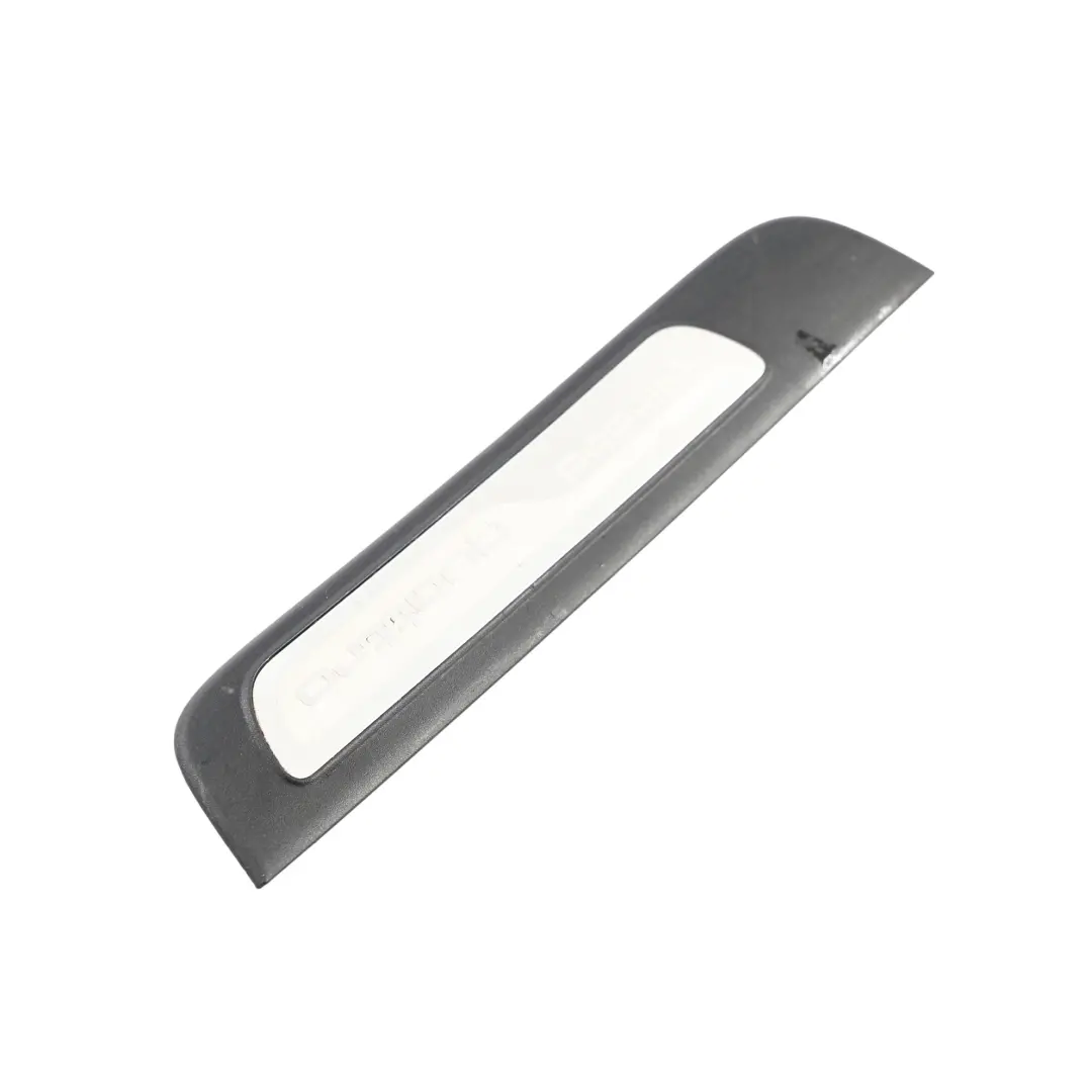 Porta Posteriore Destra Piastra Sill Strip Allroad Quattro per Audi A4 B8 Avant con numero di parte 8K9853376 Audi A4 B8 Avant Porta Posteriore Destra Piastra Sill Strip Allroad Quattro - SKU 8K9853376 - Numero di parte 8K9853376