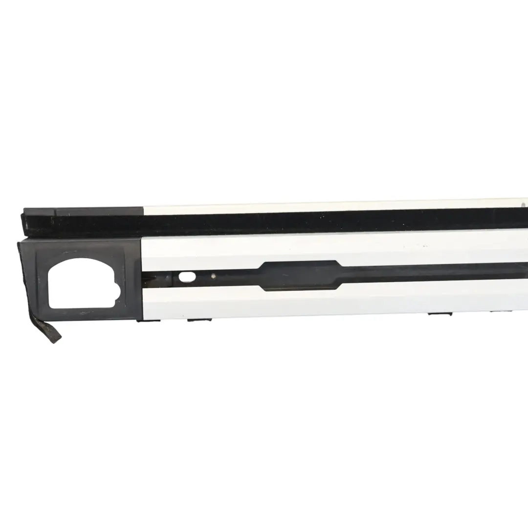 Rail De Fixation De Coffre Droit Modèle Audi A4 B8 - SKU 8K9863556A - Numéro de pièce 8K9863556A