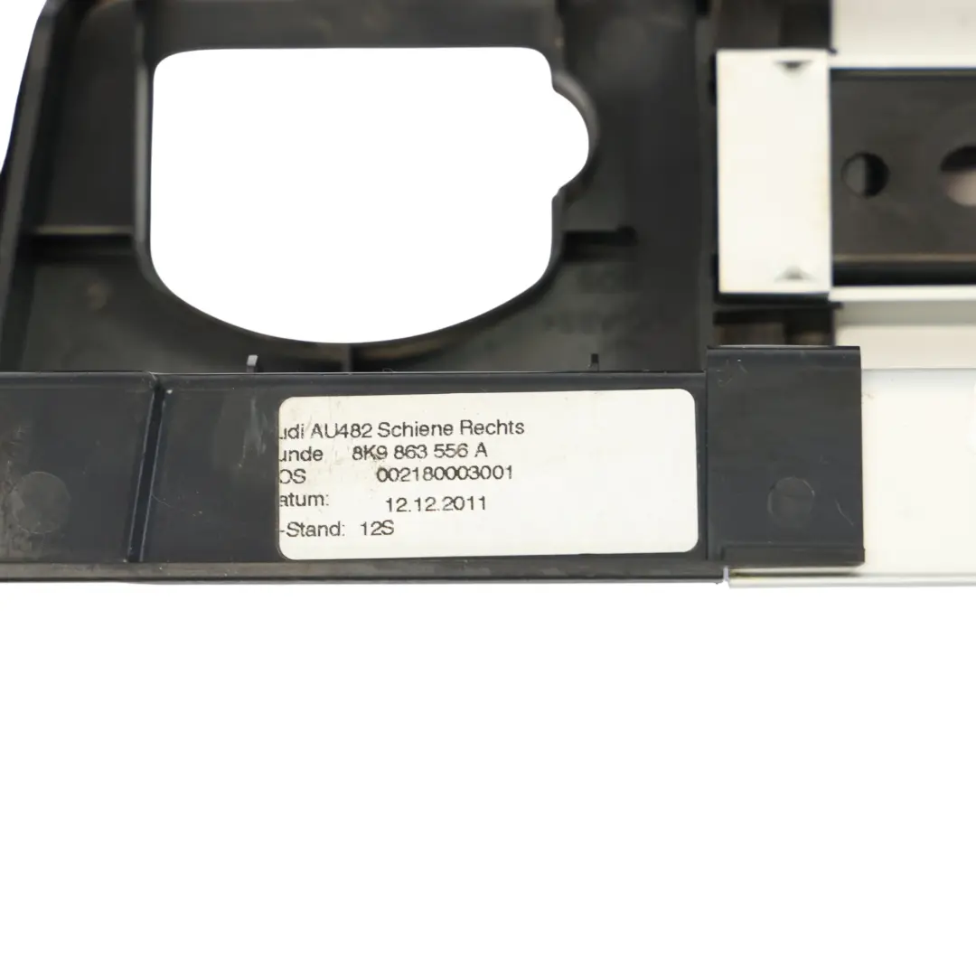 Szyna Mocująca Bagażnika Prawa do Audi A4 B8 o numerze 8K9863556A Audi A4 B8 Szyna Mocująca Bagażnika Prawa - SKU 8K9863556A - Numer Części 8K9863556A