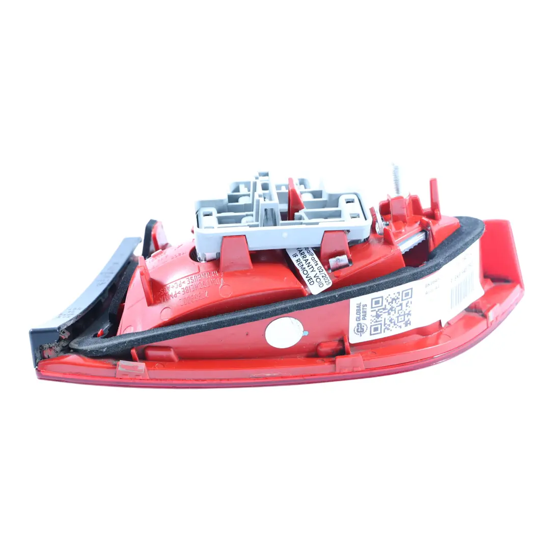 Rücklicht hinten links Lampe Heckklappe für Audi A4 B8 Avant mit Teilenummer 8K9945093 Audi A4 B8 Avant Rücklicht hinten links Lampe Heckklappe - SKU 8K9945093 - Teilenummer 8K9945093