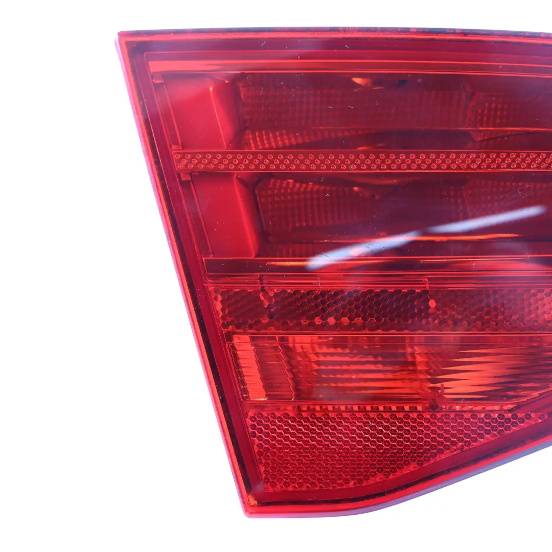 Rücklicht hinten links Lampe Heckklappe für Audi A4 B8 Avant mit Teilenummer 8K9945093 Audi A4 B8 Avant Rücklicht hinten links Lampe Heckklappe - SKU 8K9945093 - Teilenummer 8K9945093