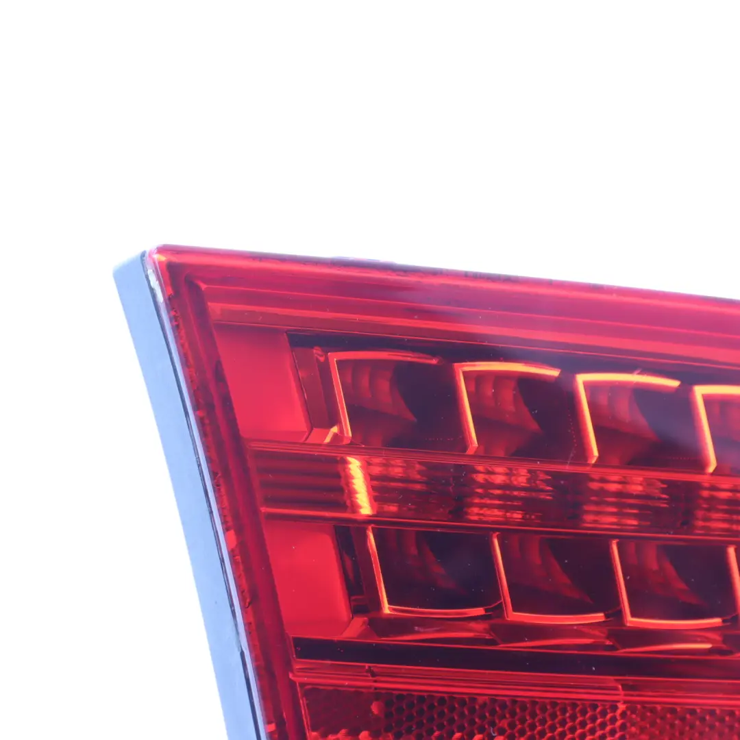 Rücklicht Lampe Heckklappe Links für Audi A4 B8 Avant mit Teilenummer 8K9945093B Audi A4 B8 Avant Rücklicht Lampe Heckklappe Links - SKU 8K9945093B - Teilenummer 8K9945093B