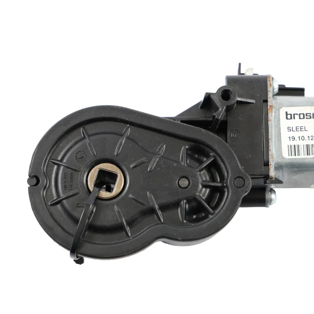 Audi A7 4G8 Front Seat Adjuster Electric Motor Control Right O/S 922174-102 - SKU 8K0959762A - Part number 8KD959762A