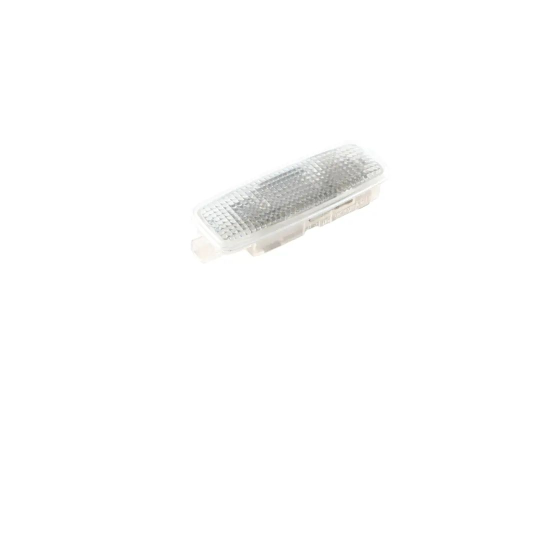 Lumière Intérieure Du Miroir De Courtoisie Audi A4 B6 - SKU 8L0947105A - Numéro de pièce 8L0947105A