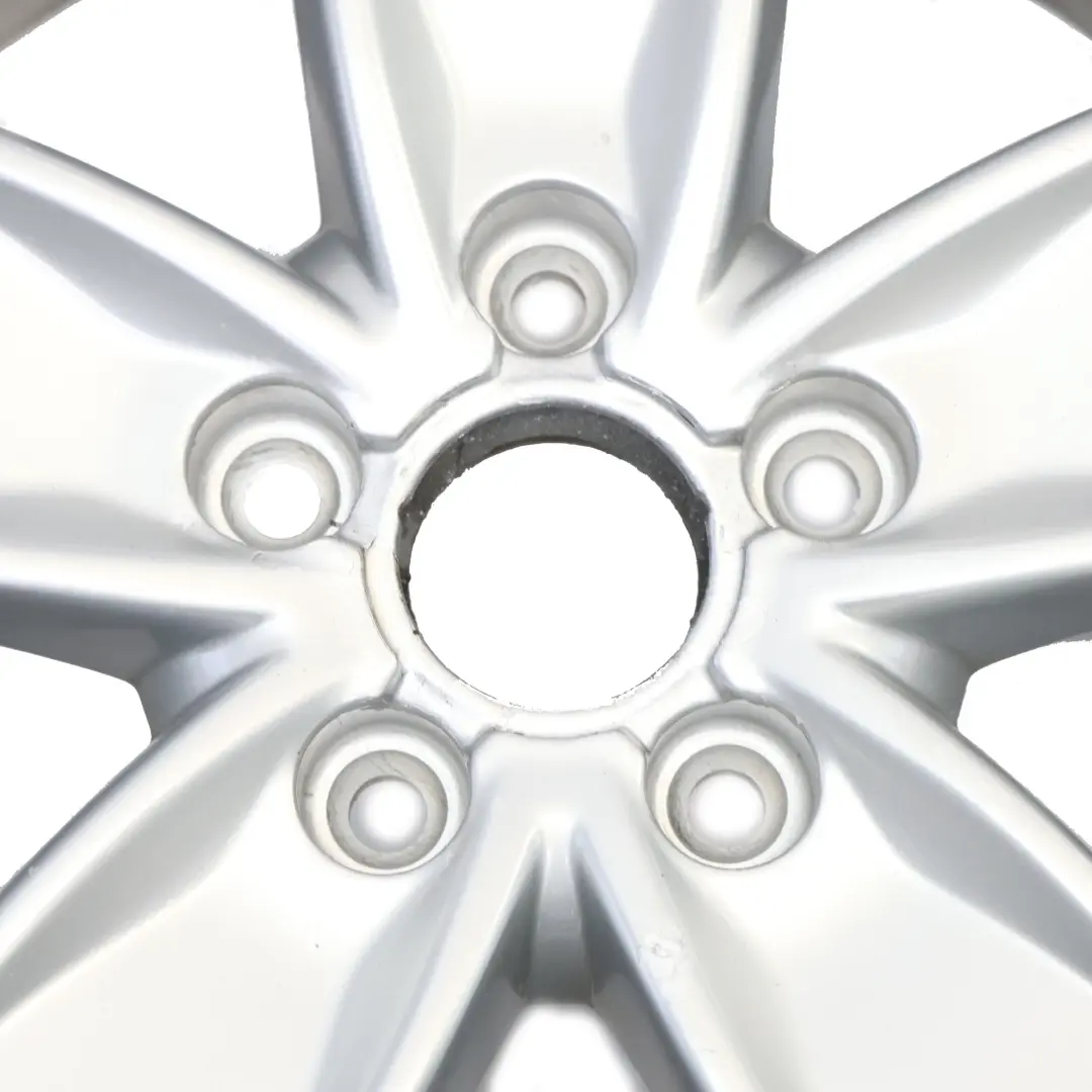 Alloy Rim 17" 7,5J ET:56 Star Spoke to Audi A3 8P Silver Wheel with Part number 8P0601025BL Audi A3 8P Silver Wheel Alloy Rim 17" 7,5J ET:56 Star Spoke - SKU 8P0601025BL-4 - Part number 8P0601025BL