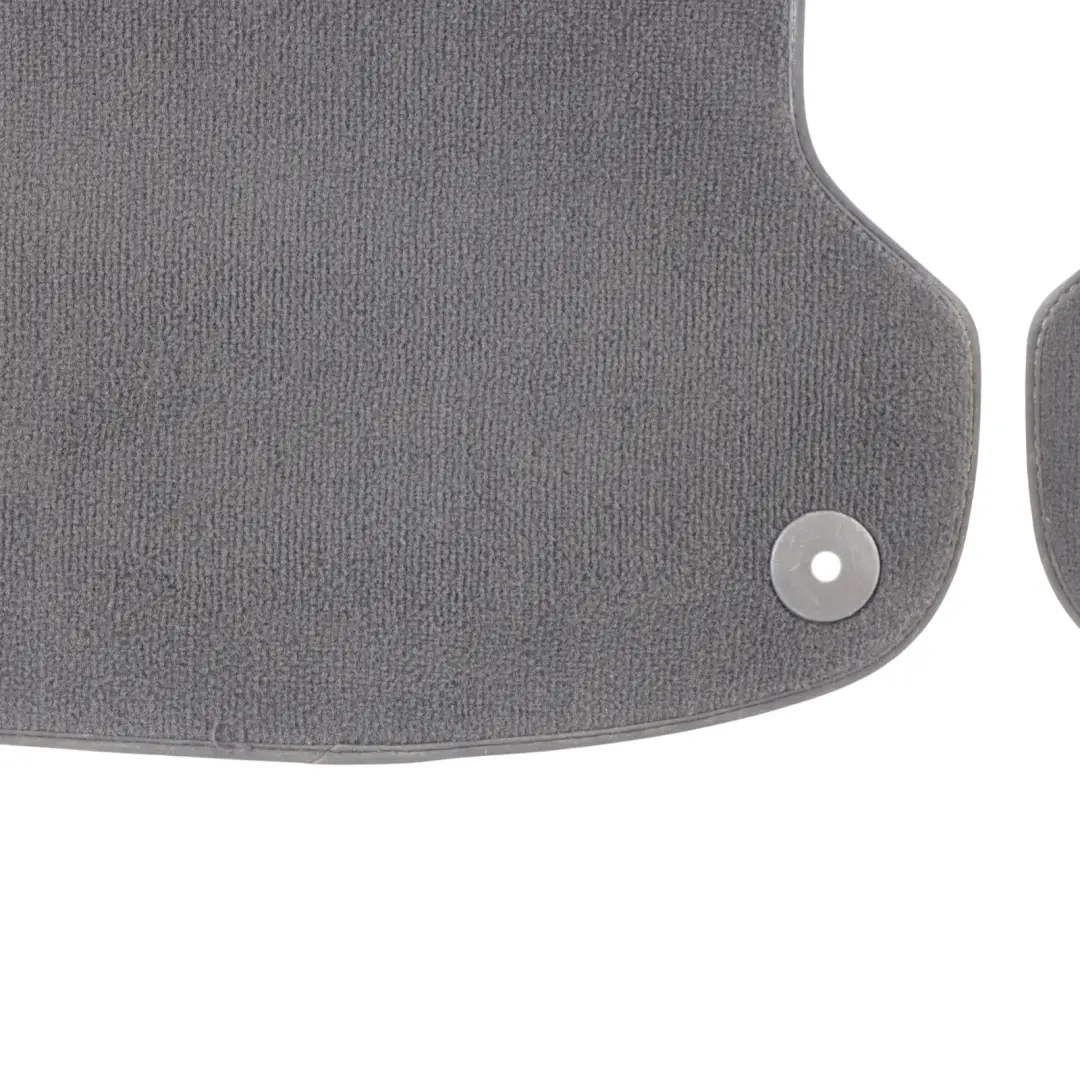 Floor Mats Interior Rear Floor Mat Carpet Cover Set Black to Audi A3 8P with Part number 8P0864450 Audi A3 8P Floor Mats Interior Rear Floor Mat Carpet Cover Set Black - SKU 8P0864450 - Part number 8P0864450