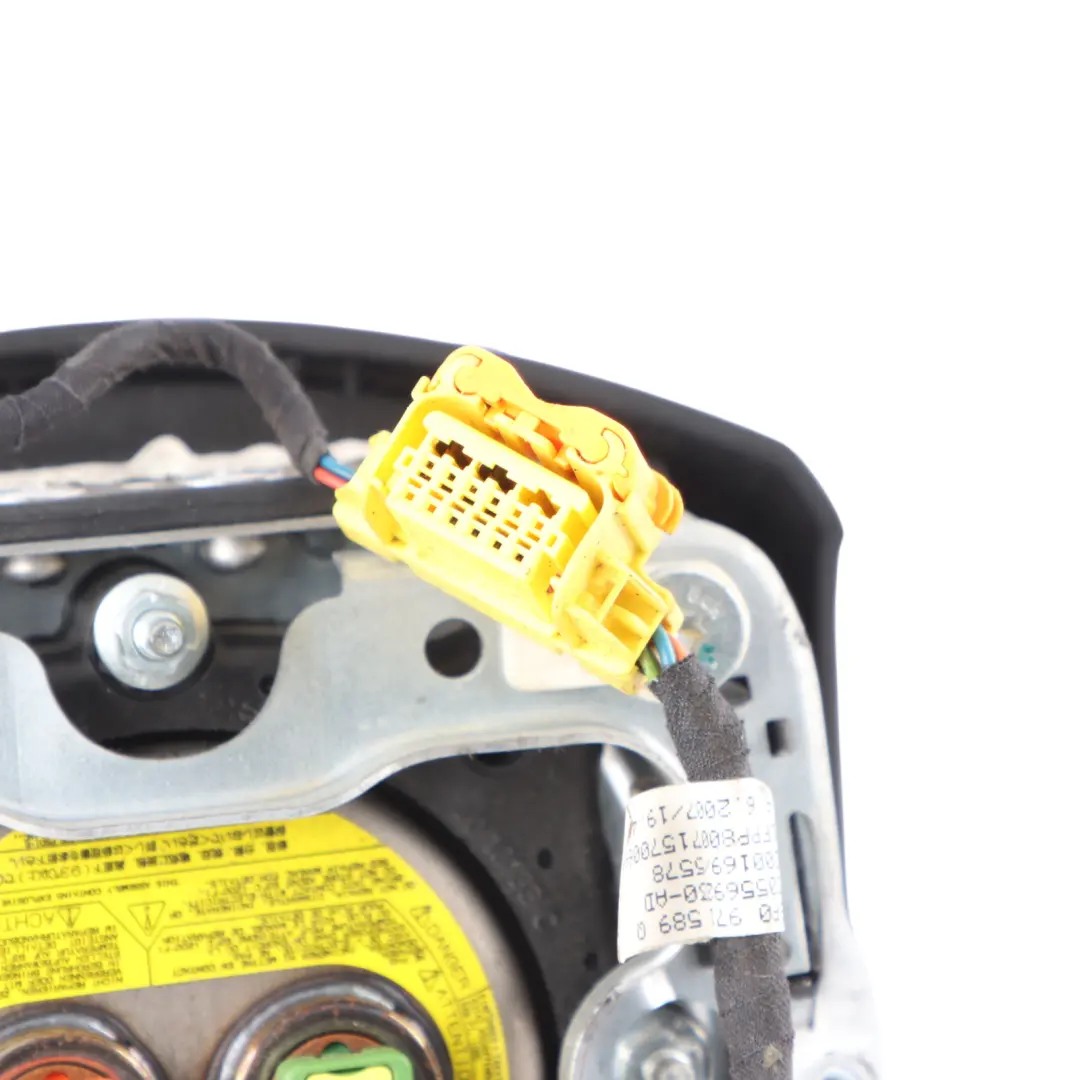 Steering Wheel Air Module Safety Bag Unit to Audi A3 8P with Part number 8P0880201AK Audi A3 8P Steering Wheel Air Module Safety Bag Unit - SKU 8P0880201AK-1 - Part number 8P0880201AK