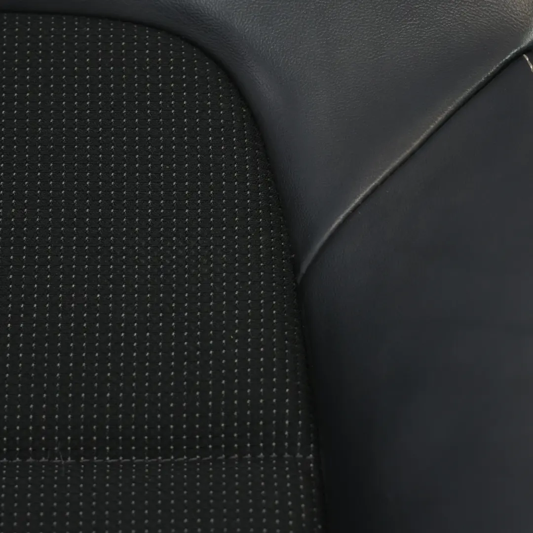 Audi A3 8P Housse De Dossier Avant En Tissu S Line Gauche Pour - SKU 8P0881805CT - Numéro de pièce 8P0881805CT