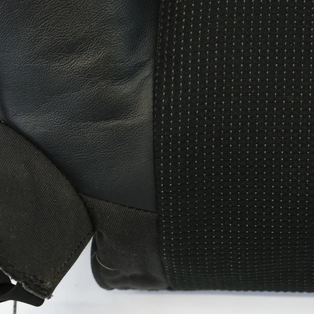 Audi A3 8P Housse De Dossier Avant En Tissu S Line Gauche Pour - SKU 8P0881805CT - Numéro de pièce 8P0881805CT