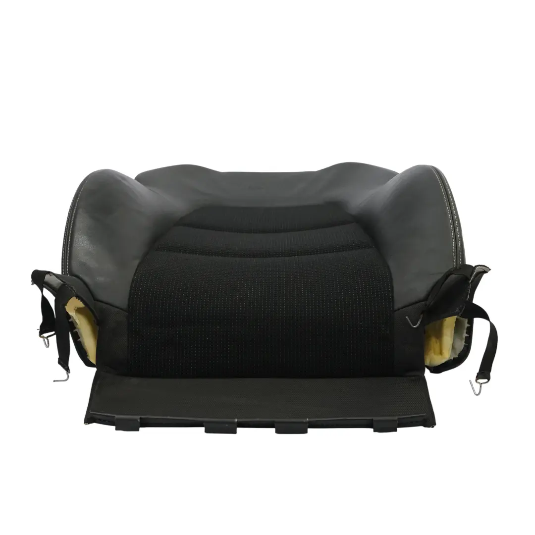 Housse De Dossier Avant En Tissu S Line Côté Droite pour Audi A3 8P à propos du numéro de pièce 8P0881806CT Audi A3 8P Housse De Dossier Avant En Tissu S Line Côté Droite - SKU 8P0881806CT - Numéro de pièce 8P0881806CT