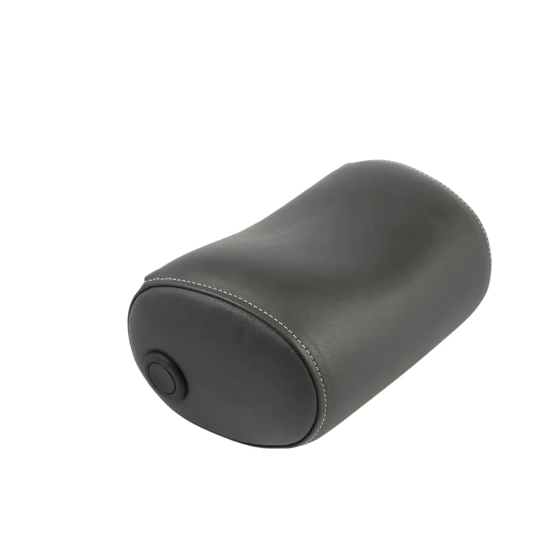 Poggiatesta Sedile Anteriore Sinistro Pelle per Audi A3 8P con numero di parte 8P0881901BD Audi A3 8P Poggiatesta Sedile Anteriore Sinistro Pelle - SKU 8P0881901BD - Numero di parte 8P0881901BD