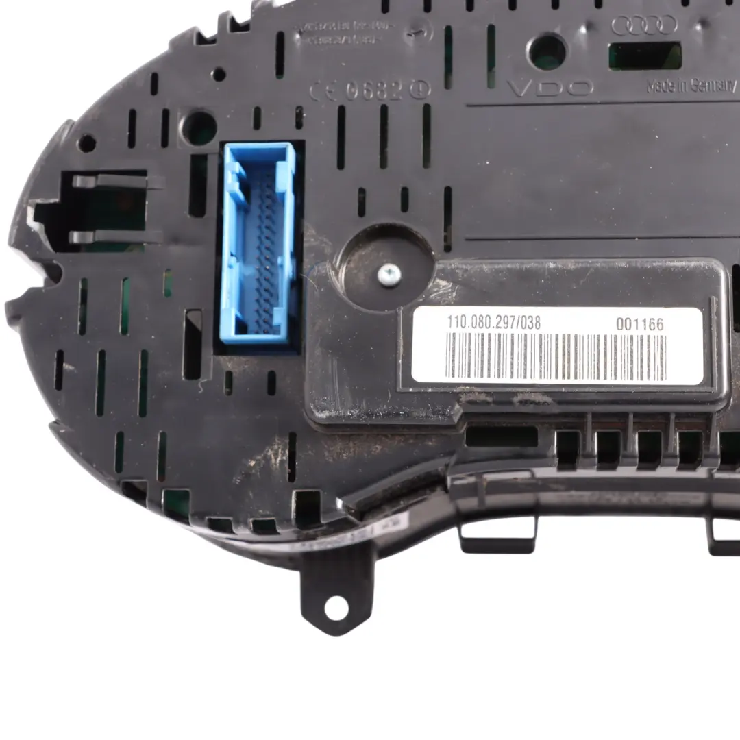 Instrument Cluster Clocks Speedometer Automatic to Audi A3 8P Petrol with Part number 8P0920981M Audi A3 8P Petrol Instrument Cluster Clocks Speedometer Automatic - SKU RHD-8P0920981M - Part number 8P0920981M