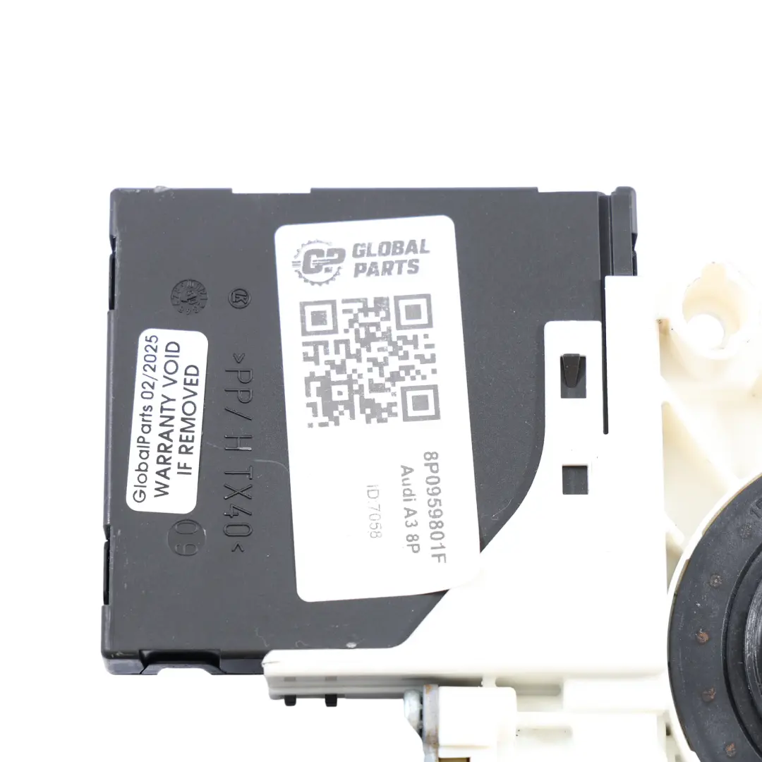 Alzacristalli Motore Regolatore Anteriore Destro per Audi A3 8P con numero di parte 8P0959801F Audi A3 8P Alzacristalli Motore Regolatore Anteriore Destro - SKU 8P0959801F - Numero di parte 8P0959801F