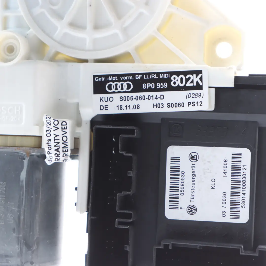 Audi A3 8P Silnik Podnośnika Szyby Drzwi Przód Lewy - SKU 8P0959802K - Numer Części 8P0959802K