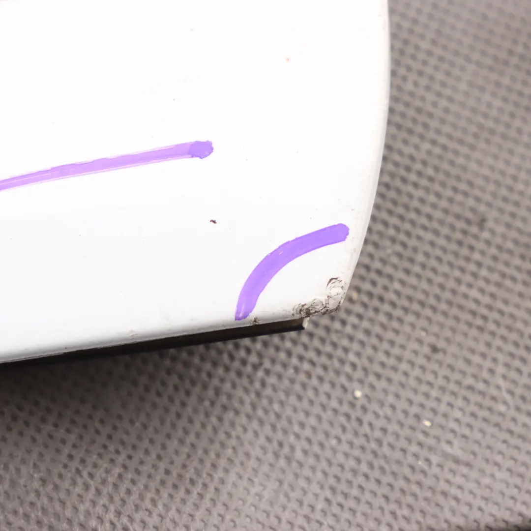 Listwa Nakładka Drzwi Tylna Prawa Biała Ibis Y9C do Audi A3 8P o numerze 8P4853970F Audi A3 8P Listwa Nakładka Drzwi Tylna Prawa Biała Ibis Y9C - SKU 8P4853970F-IWH - Numer Części 8P4853970F