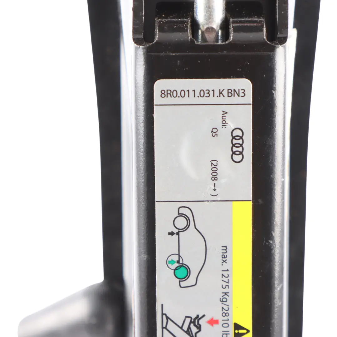 Lifting Jack Emergency Wheel Lift Tool to Audi Q5 8R Car with Part number 8R0011031K Audi Q5 8R Car Lifting Jack Emergency Wheel Lift Tool - SKU 8R0011031K - Part number 8R0011031K