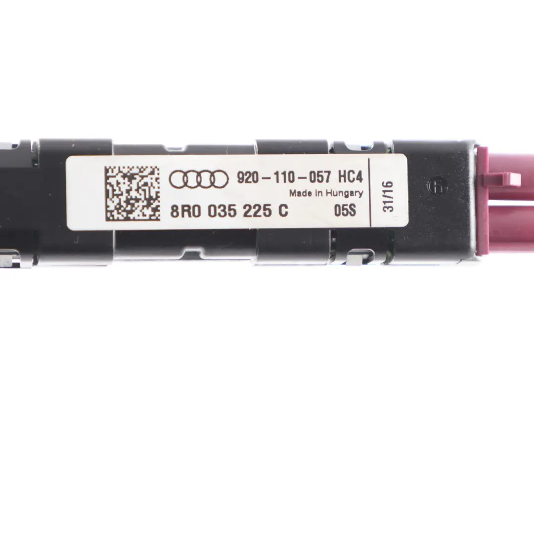 Wzmacniacz Anteny Na Klapę Bagażnika do Audi Q5 8R o numerze 8R0035225C Audi Q5 8R Wzmacniacz Anteny Na Klapę Bagażnika - SKU 8R0035225C - Numer Części 8R0035225C