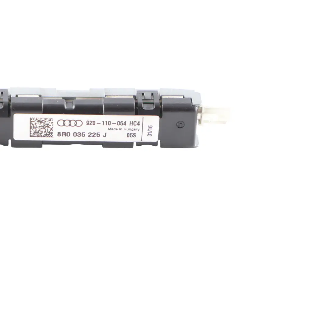 Antennen Verstärker Diversity Modul Radio Booster für Audi Q5 8R mit Teilenummer 8R0035225J Audi Q5 8R Antennen Verstärker Diversity Modul Radio Booster - SKU 8R0035225J - Teilenummer 8R0035225J