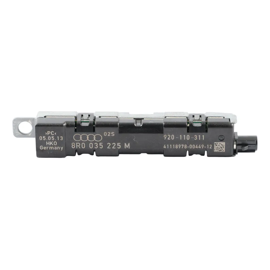 Audi Q5 8R Aerial Antenna Amplifier Booster Unit Module - SKU 8R0035225M - Part number 8R0035225M