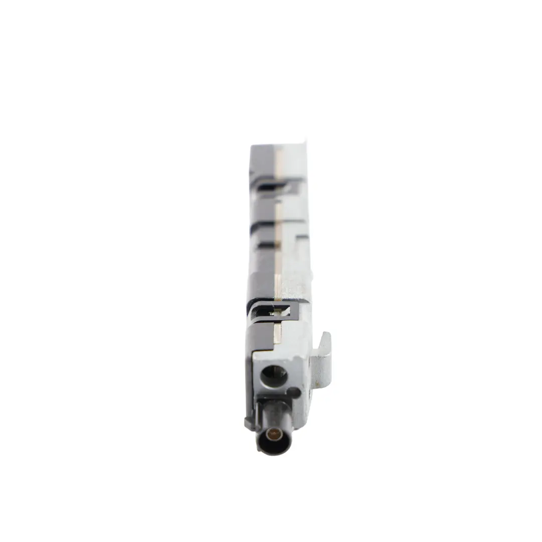 Audi Q5 8R Aerial Antenna Amplifier Booster Unit Module - SKU 8R0035225M - Part number 8R0035225M