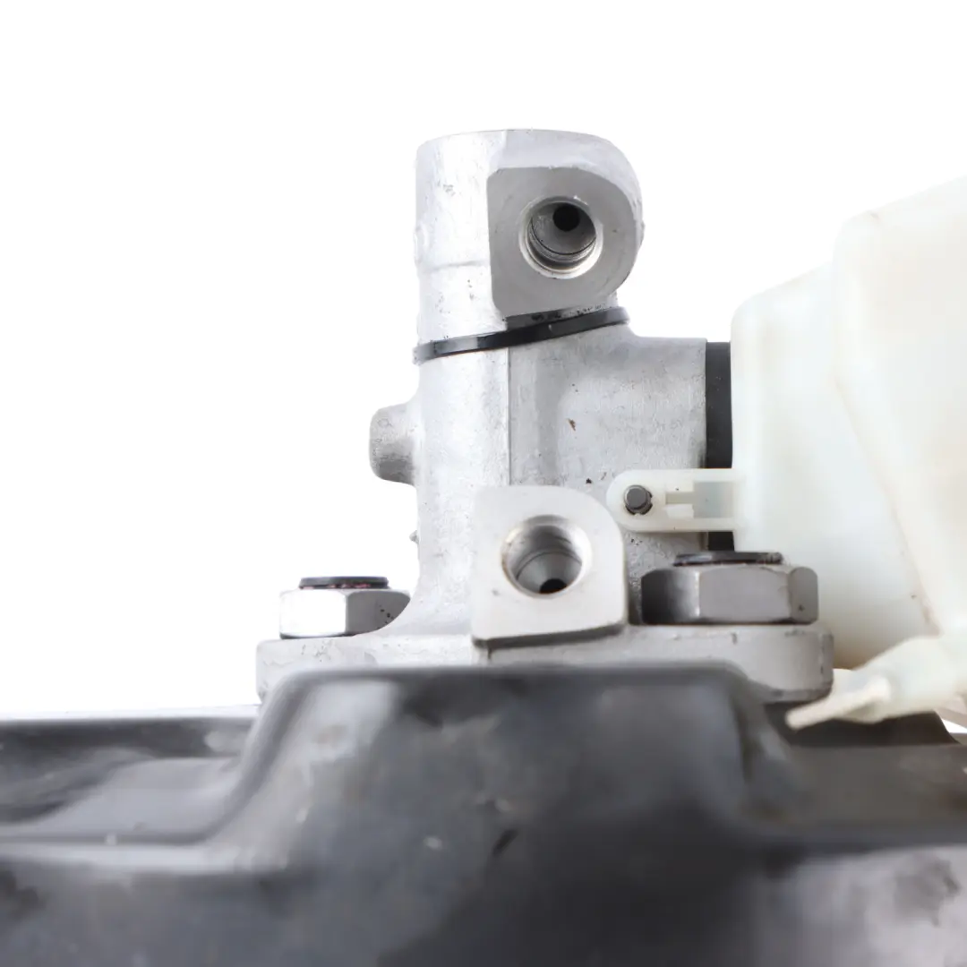 Brake Servo Master Cylinder Vacuum Booster to Audi Q7 4L with Part number 8R0612103H Audi Q7 4L Brake Servo Master Cylinder Vacuum Booster - SKU 8R0612103H - Part number 8R0612103H