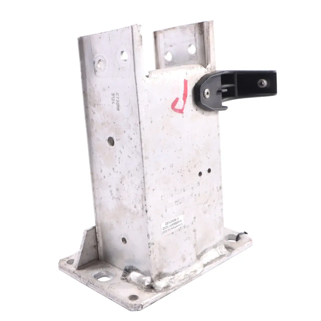 Audi Q5 8R Bumper Crash Bar Mount Bracket Right O/S - SKU 8R0807134B - Part number 8R0807134B