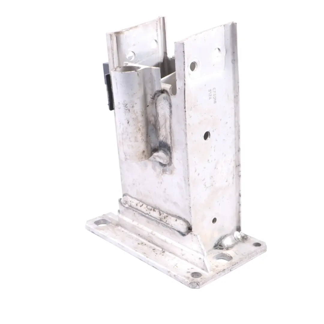 Soporte Montaje Barra Protección Parachoques Derecho Audi Q5 8R para con número de pieza 8R0807134B Soporte Montaje Barra Protección Parachoques Derecho Audi Q5 8R - SKU 8R0807134B - Número de pieza 8R0807134B