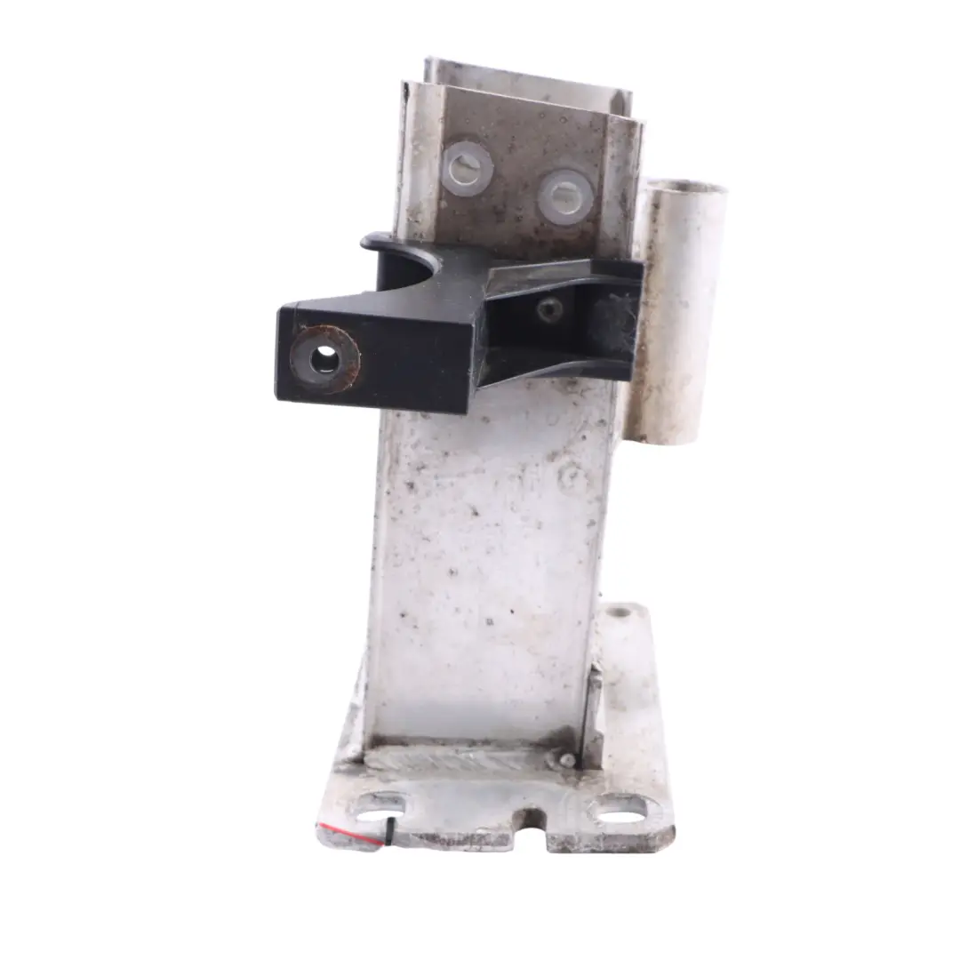 Paraurti Barra Di Montaggio Staffa Destra per Audi Q5 8R con numero di parte 8R0807134B Audi Q5 8R Paraurti Barra Di Montaggio Staffa Destra - SKU 8R0807134B - Numero di parte 8R0807134B