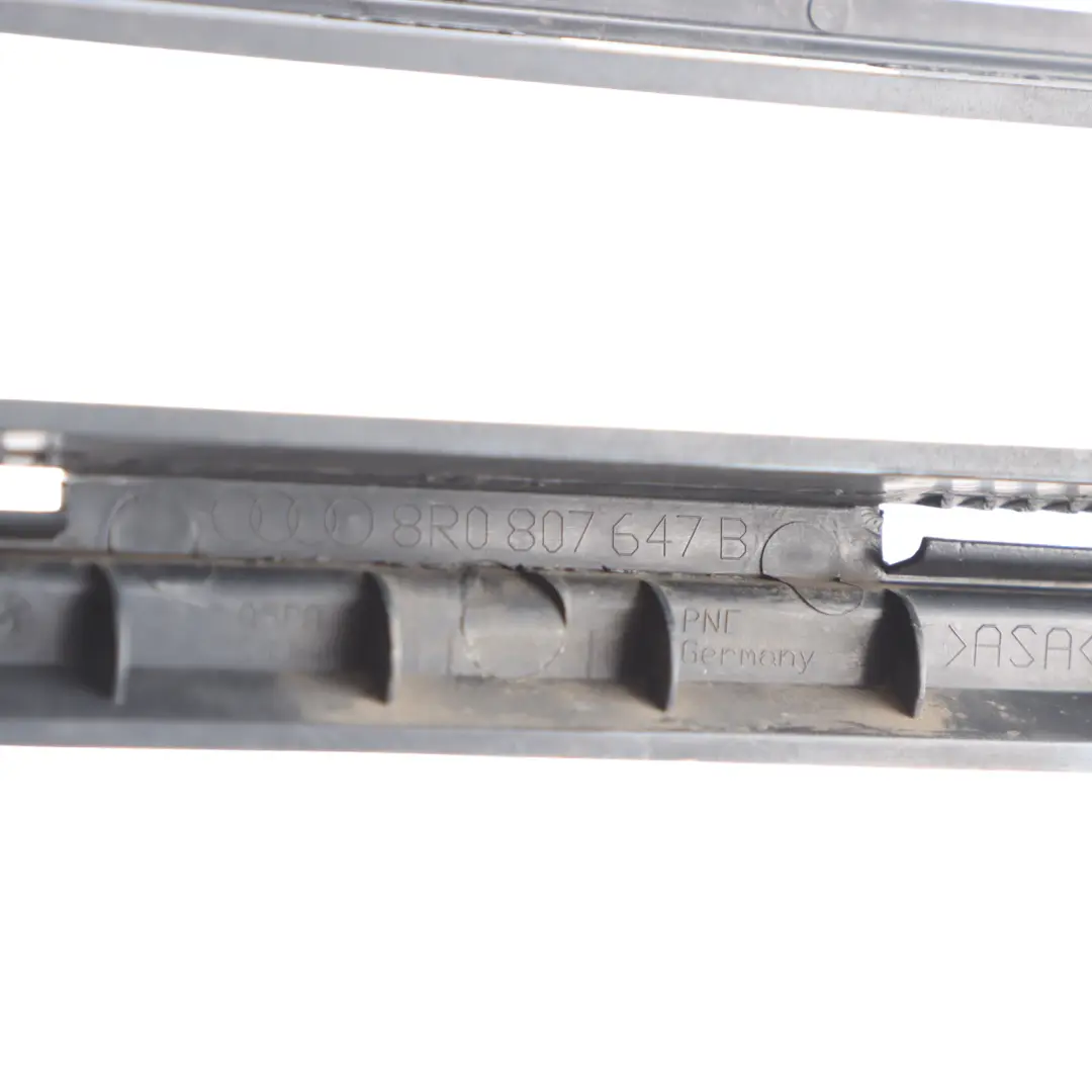 Trim Front Bumper Grille Grill Lower Bottom to Audi Q5 8R with Part number 8R0807647B Audi Q5 8R Trim Front Bumper Grille Grill Lower Bottom - SKU 8R0807647B - Part number 8R0807647B