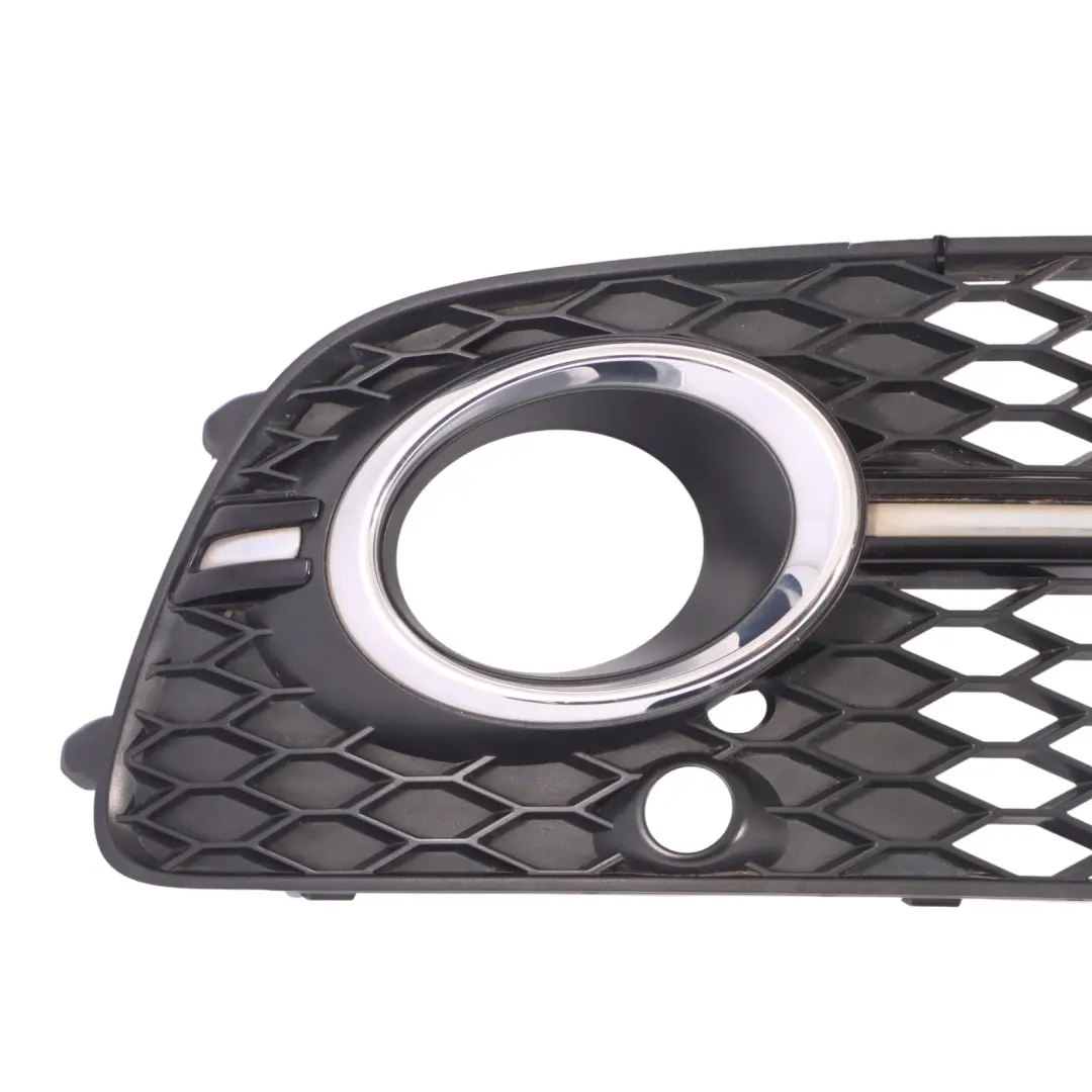 Audi Q5 8R Parachoques Delantero Fog Light Surround Rejilla Derecha - SKU 8R0807682N - Número de pieza 8R0807682N