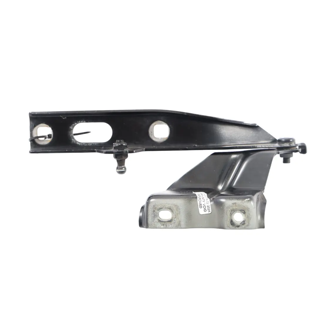 Zawias Maski Prawy Przód Phantom Black - Z9Y do Audi Q5 8R o numerze 8R0823302A Audi Q5 8R Zawias Maski Prawy Przód Phantom Black - Z9Y - SKU 8R0823302A-PHB - Numer Części 8R0823302A