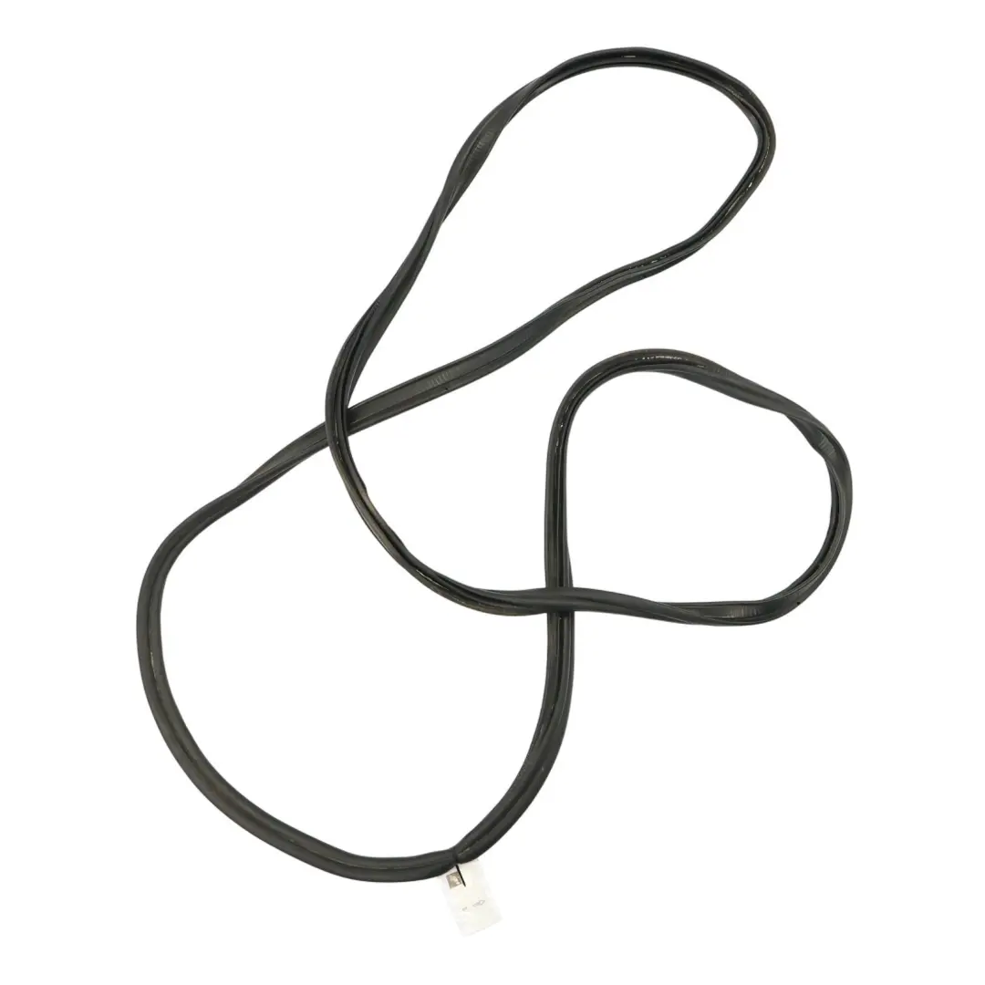 Boot Trunk Tailgate Sealing Rubber Gasket Seal to Audi Q5 8R with Part number 8R0827705E Audi Q5 8R Boot Trunk Tailgate Sealing Rubber Gasket Seal - SKU 8R0827705E - Part number 8R0827705E