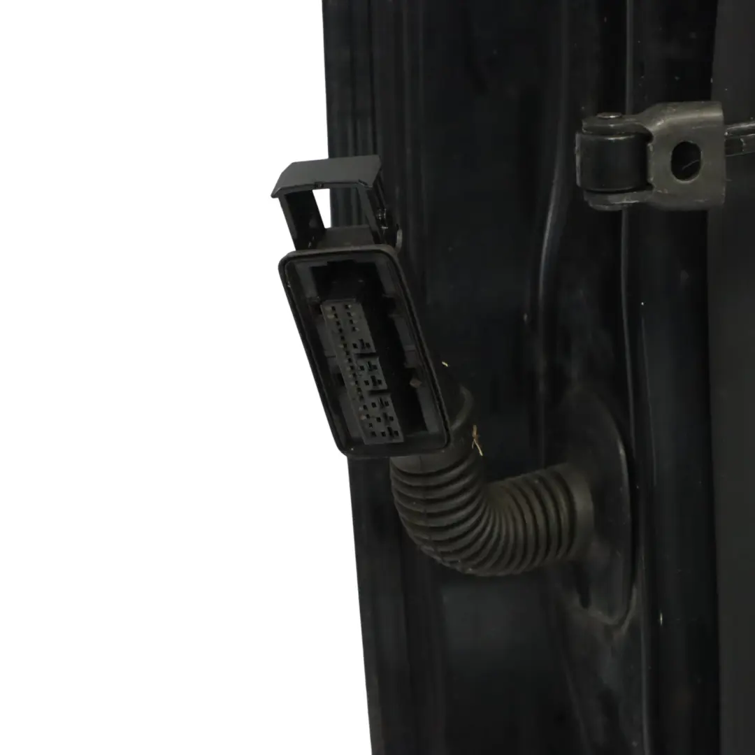 Puerta Delantera Derecha Panel De Cubierta Phantom Black Negro - Z9Y para Audi Q5 8R con número de pieza 8R0831052E Audi Q5 8R Puerta Delantera Derecha Panel De Cubierta Phantom Black Negro - Z9Y - SKU 8R0831052E-PHB - Número de pieza 8R0831052E