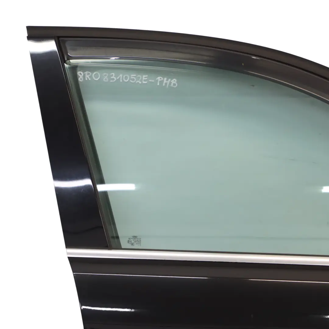 Door Front Right O/S Covering Panel Phantom Black - Z9Y to Audi Q5 8R with Part number 8R0831052E Audi Q5 8R Door Front Right O/S Covering Panel Phantom Black - Z9Y - SKU 8R0831052E-PHB - Part number 8R0831052E