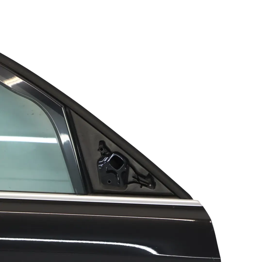 Audi Q5 8R Puerta Delantera Derecha Panel De Cubierta Phantom Black Negro - Z9Y - SKU 8R0831052E-PHB - Número de pieza 8R0831052E