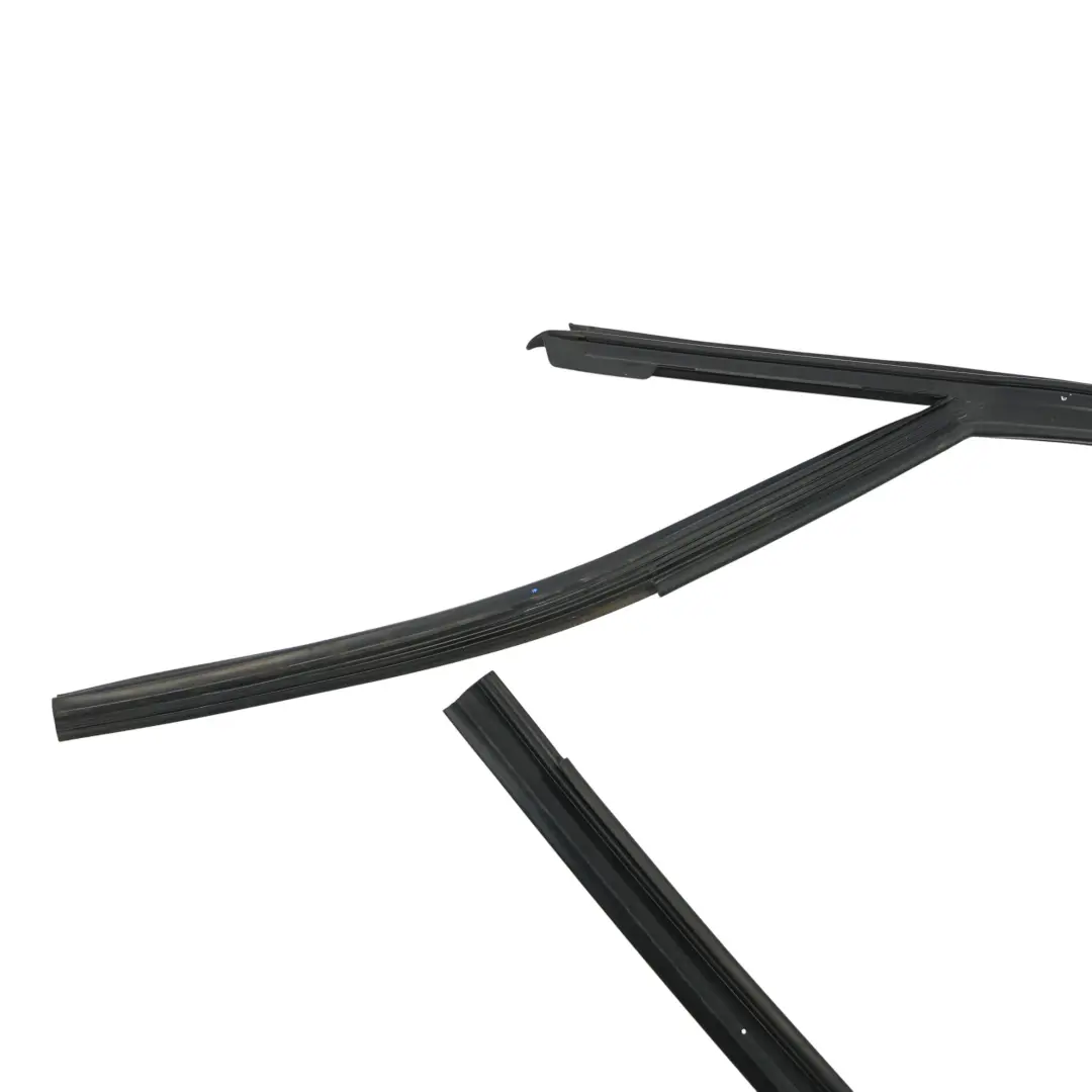 Audi Q5 8R Sportback Guida Finestra Porta Posteriore Sinistra Telaio - SKU 8R0839439G - Numero di parte 8R0839439G