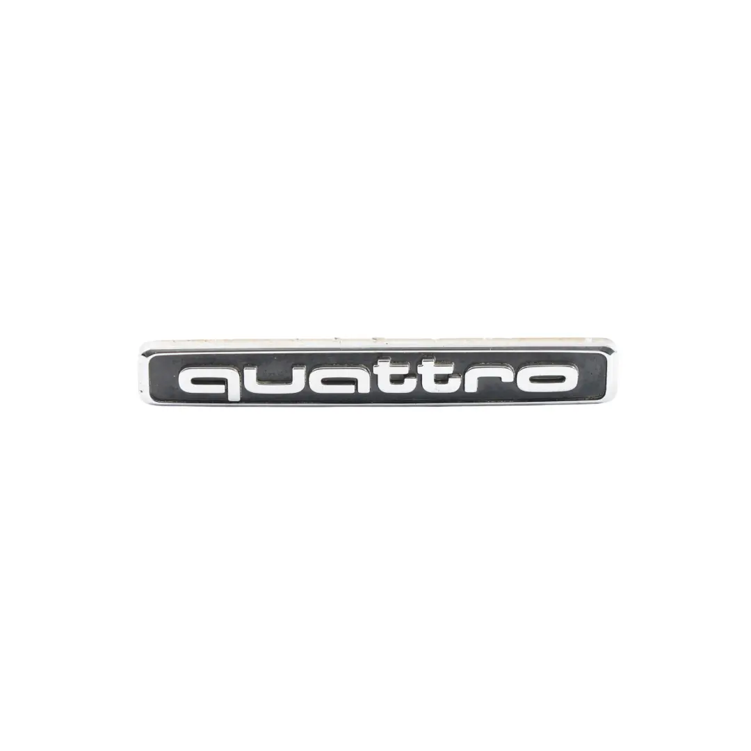 Heckklappe Luke Quattro Schriftzug Abzeichen Label Emblem für Audi Q5 8R mit Teilenummer 8R0853737A Audi Q5 8R Heckklappe Luke Quattro Schriftzug Abzeichen Label Emblem - SKU 8R0853737A - Teilenummer 8R0853737A