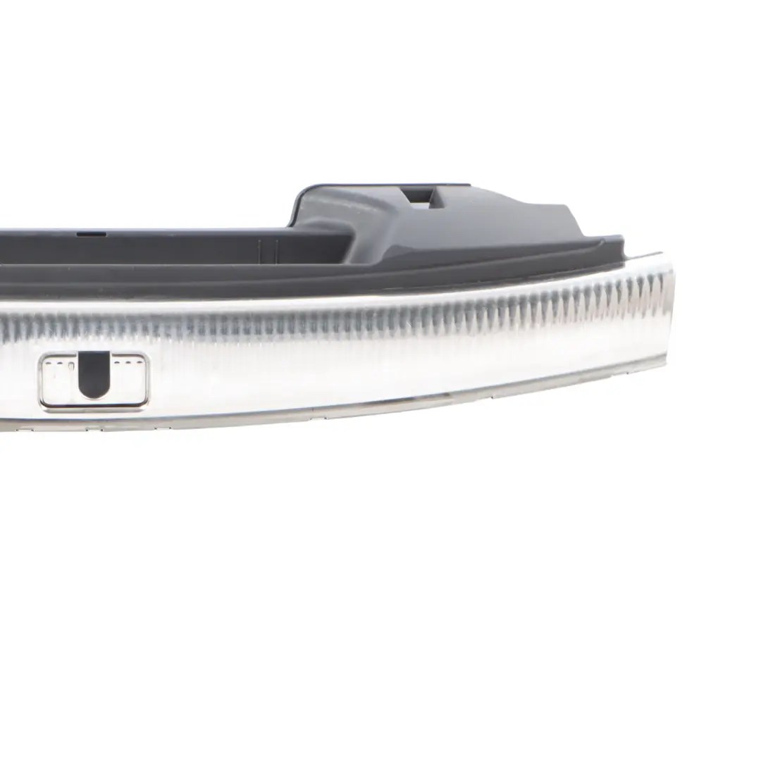 Audi Q5 8R Panel Embellecedor Cerradura Trasera Maletero - SKU 8R0864483C - Número de pieza 8R0864483C