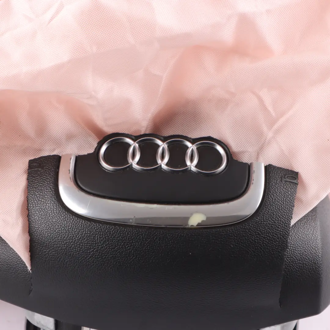 Steering Wheel Air Module Driver's Side Module DAMAGED to Audi A5 8T with Part number 8R0880201AC Audi A5 8T Steering Wheel Air Module Driver's Side Module DAMAGED - SKU 8R0880201AC - Part number 8R0880201AC