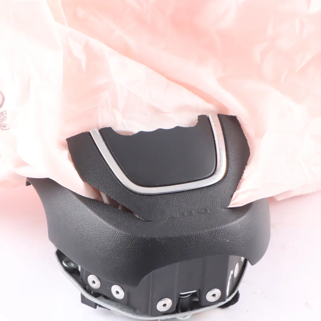 Steering Wheel Air Module Driver's Side Module DAMAGED to Audi A5 8T with Part number 8R0880201AC Audi A5 8T Steering Wheel Air Module Driver's Side Module DAMAGED - SKU 8R0880201AC - Part number 8R0880201AC