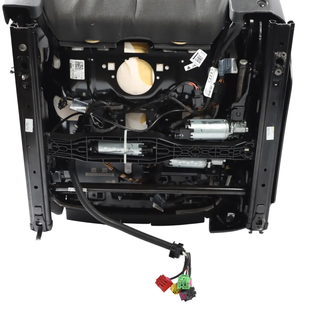 Front Right O/S Interior Memory S-Line Heated Leather Soul Black to Audi Q5 8R Seat with Part number 8R0881806T Audi Q5 8R Seat Front Right O/S Interior Memory S-Line Heated Leather Soul Black - SKU RHD-8R0881806T-2 - Part number 8R0881806T