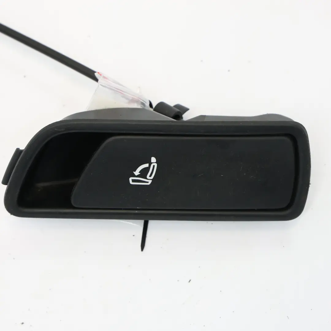 Audi Q5 8R Rear Seat Adjustment Switch Right O/S Control Panel - SKU 8R0885682A - Part number 8R0885682A