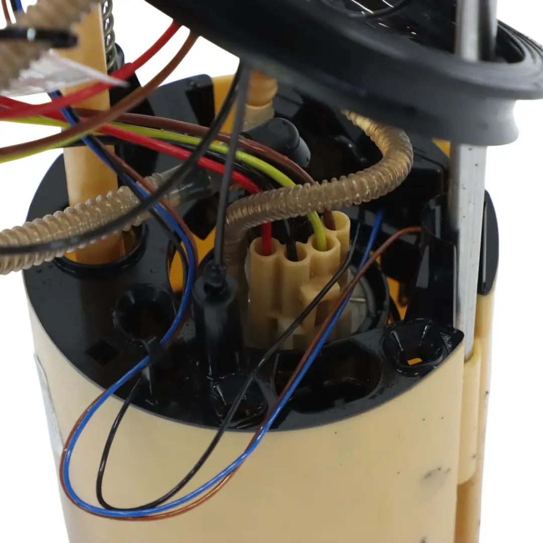 Benzin Elektrische Kraft Stoff Pumpe für Audi Q5 8R mit Teilenummer 8R0919050E Audi Q5 8R Benzin Elektrische Kraft Stoff Pumpe - SKU 8R0919050E - Teilenummer 8R0919050E