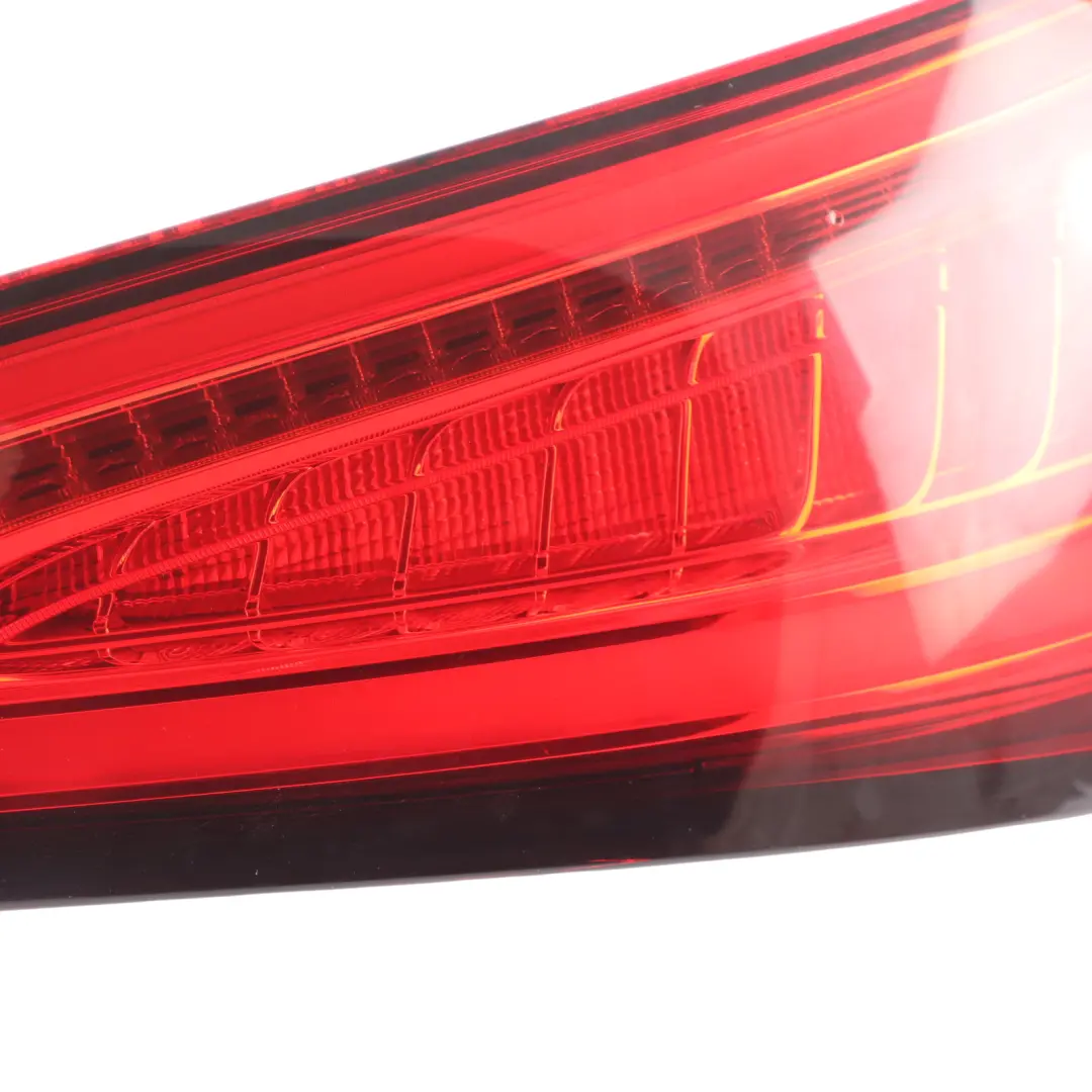 Heck Klappe Kofferraum Deckel Rücklicht Lampe Rechts für Audi Q5 8R mit Teilenummer 8R0945094C Audi Q5 8R Heck Klappe Kofferraum Deckel Rücklicht Lampe Rechts - SKU 8R0945094C - Teilenummer 8R0945094C