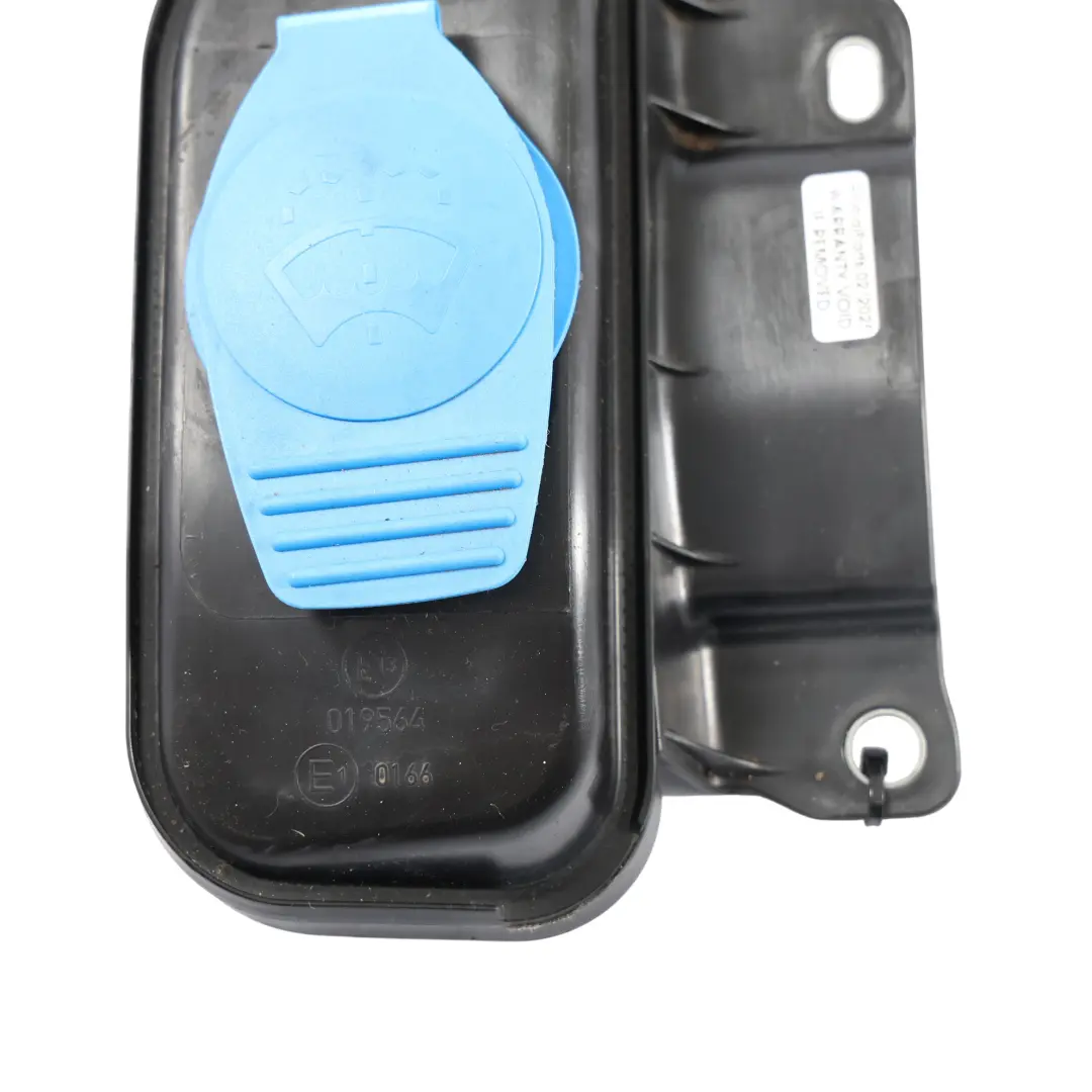 Serbatoio Lavavetro Anteriore Collo Di Riempimento per Audi Q5 8R con numero di parte 8R0955452A Audi Q5 8R Serbatoio Lavavetro Anteriore Collo Di Riempimento - SKU 8R0955452A - Numero di parte 8R0955452A