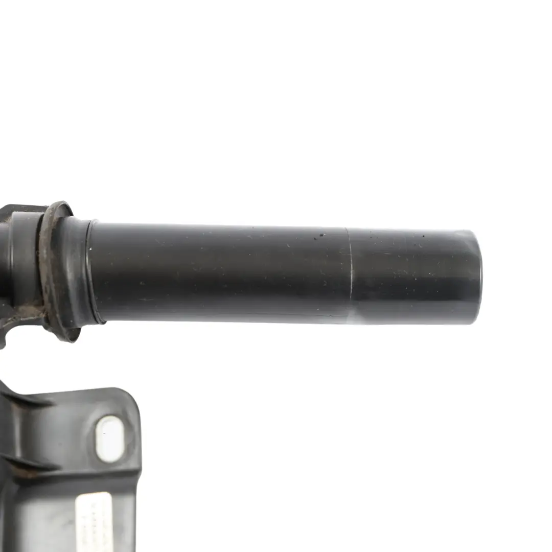 Front Scheiben Waschanlage Tankeinfüll Stutzen für Audi Q5 8R mit Teilenummer 8R0955452A Audi Q5 8R Front Scheiben Waschanlage Tankeinfüll Stutzen - SKU 8R0955452A - Teilenummer 8R0955452A